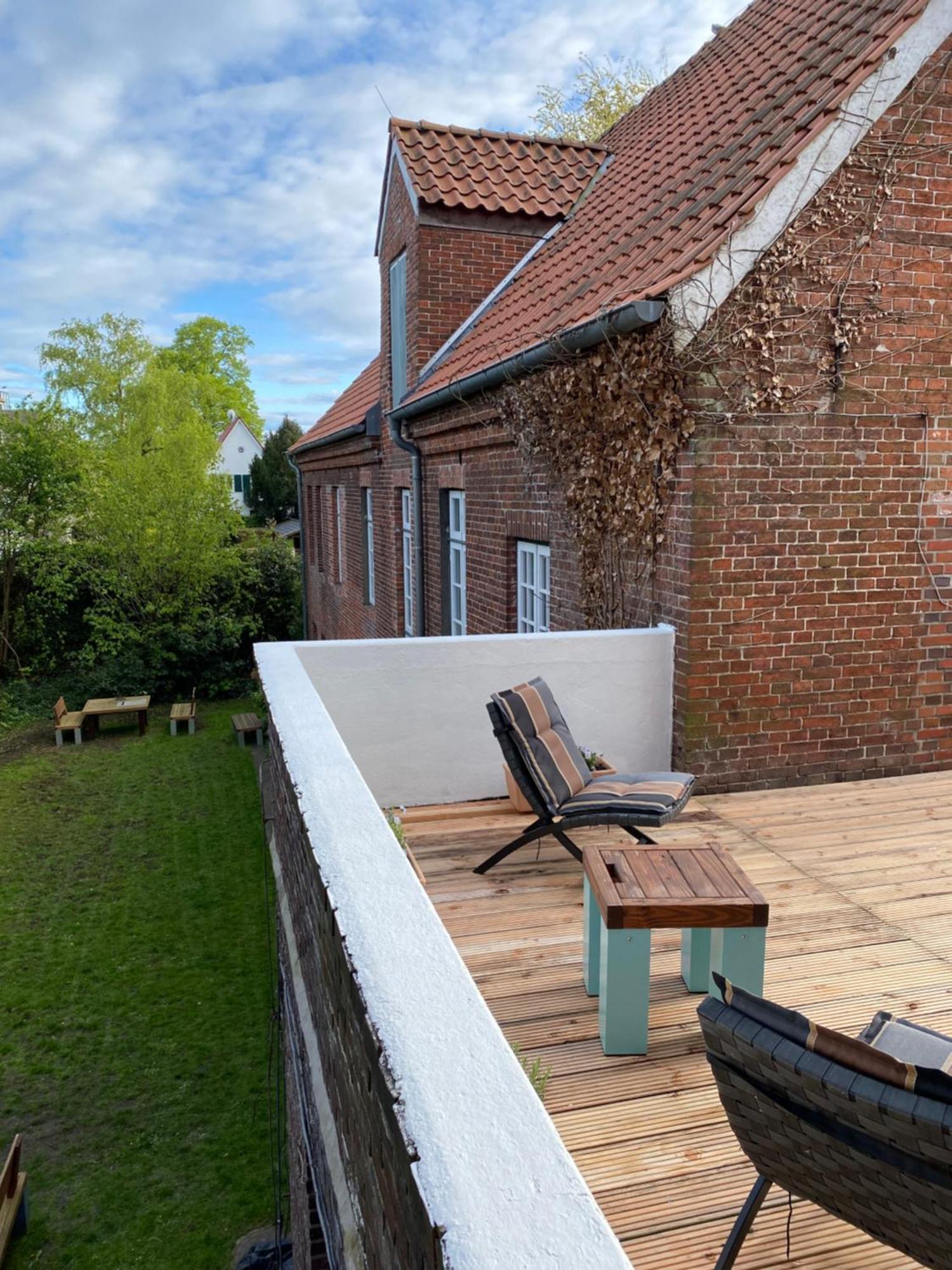Ferienwohnung Wohlfuehlen In Historischem Haus Brake  Exterior foto